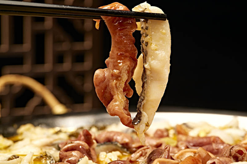 川味麻辣牛蛙香辣牛蛙干锅牛蛙肥肠牛蛙图片