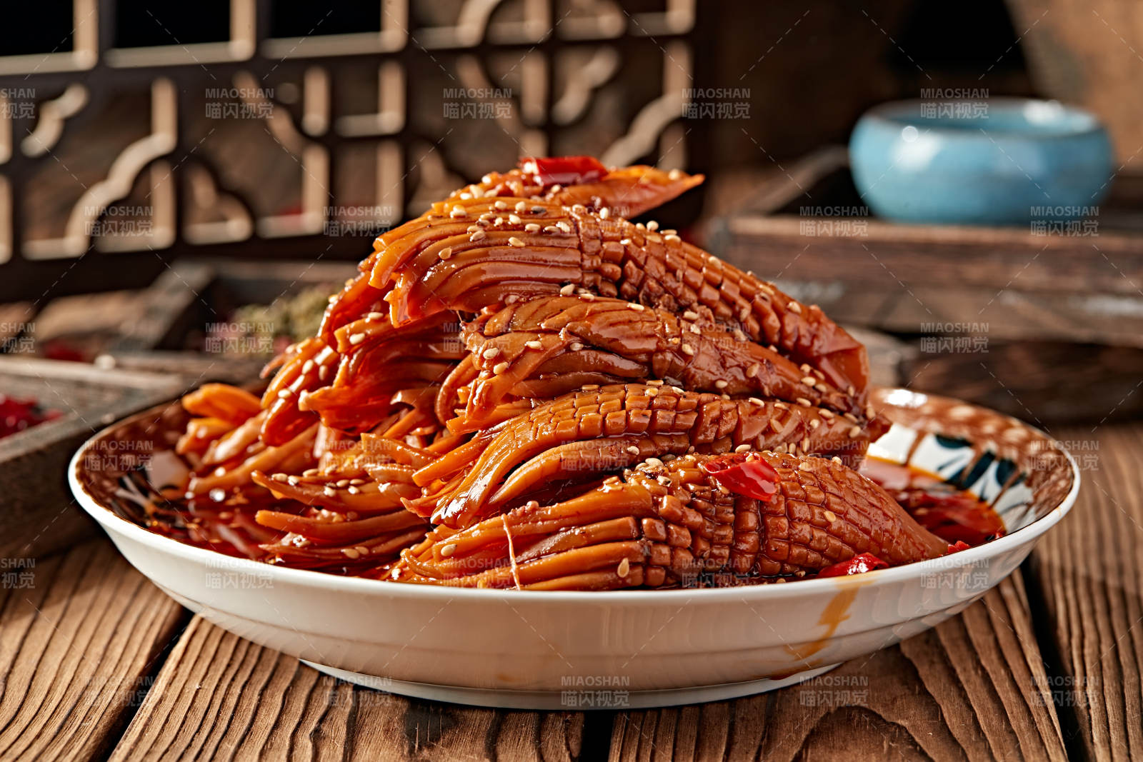 红油香辣火箭鱿鱼身图片