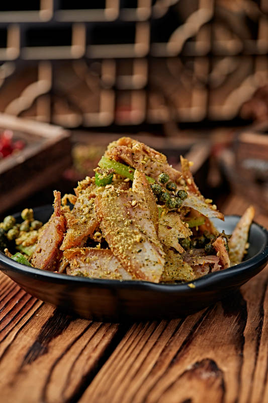 藤椒椒麻烟熏猪五花肉切片图片