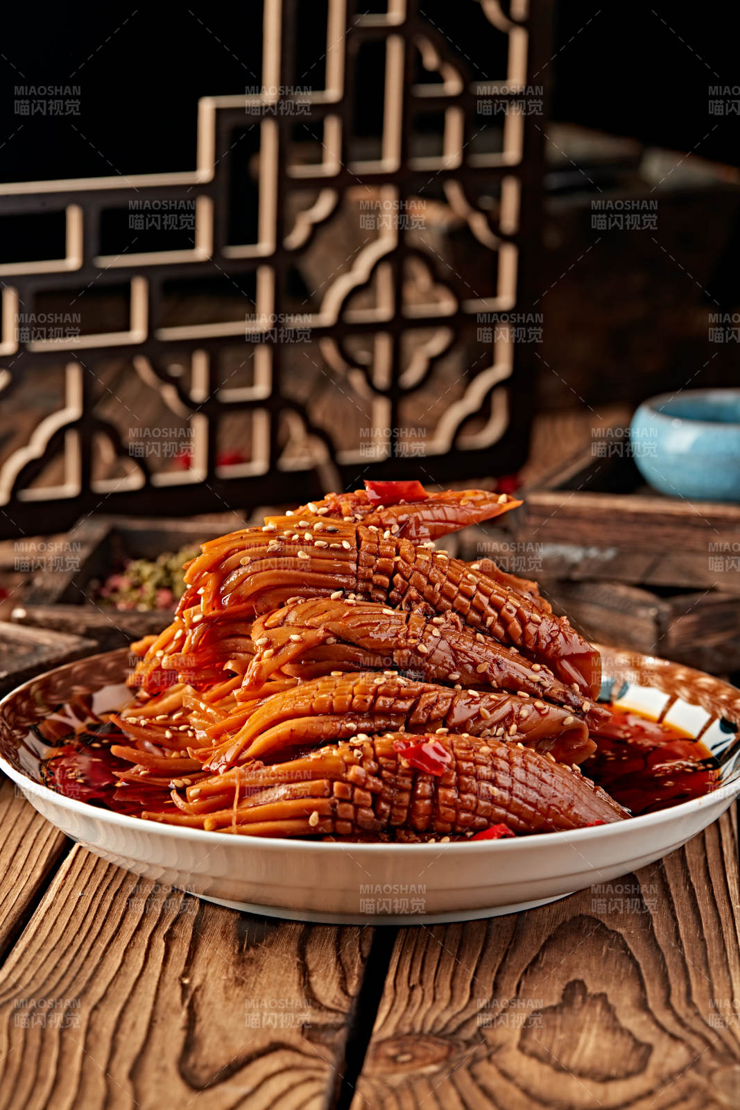 红油香辣火箭鱿鱼身图片