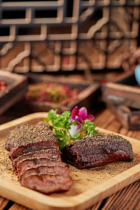 黑胡椒散粉香煎牛腱子图片