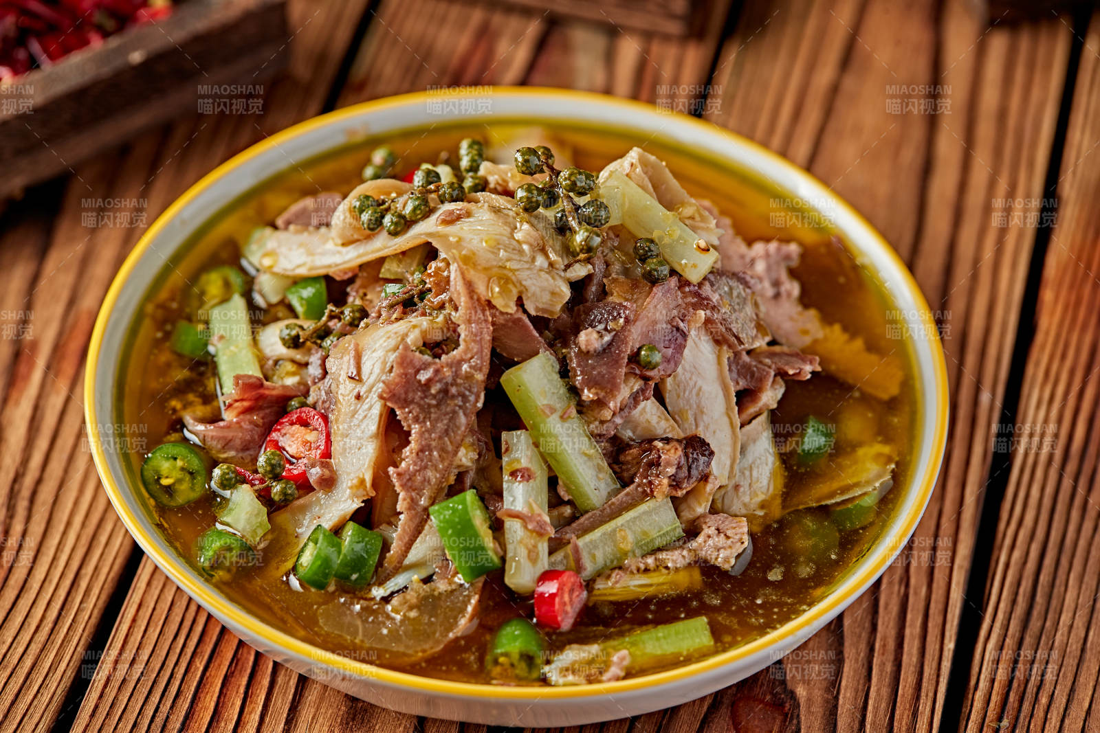 藤椒香辣夫妻肺片图片