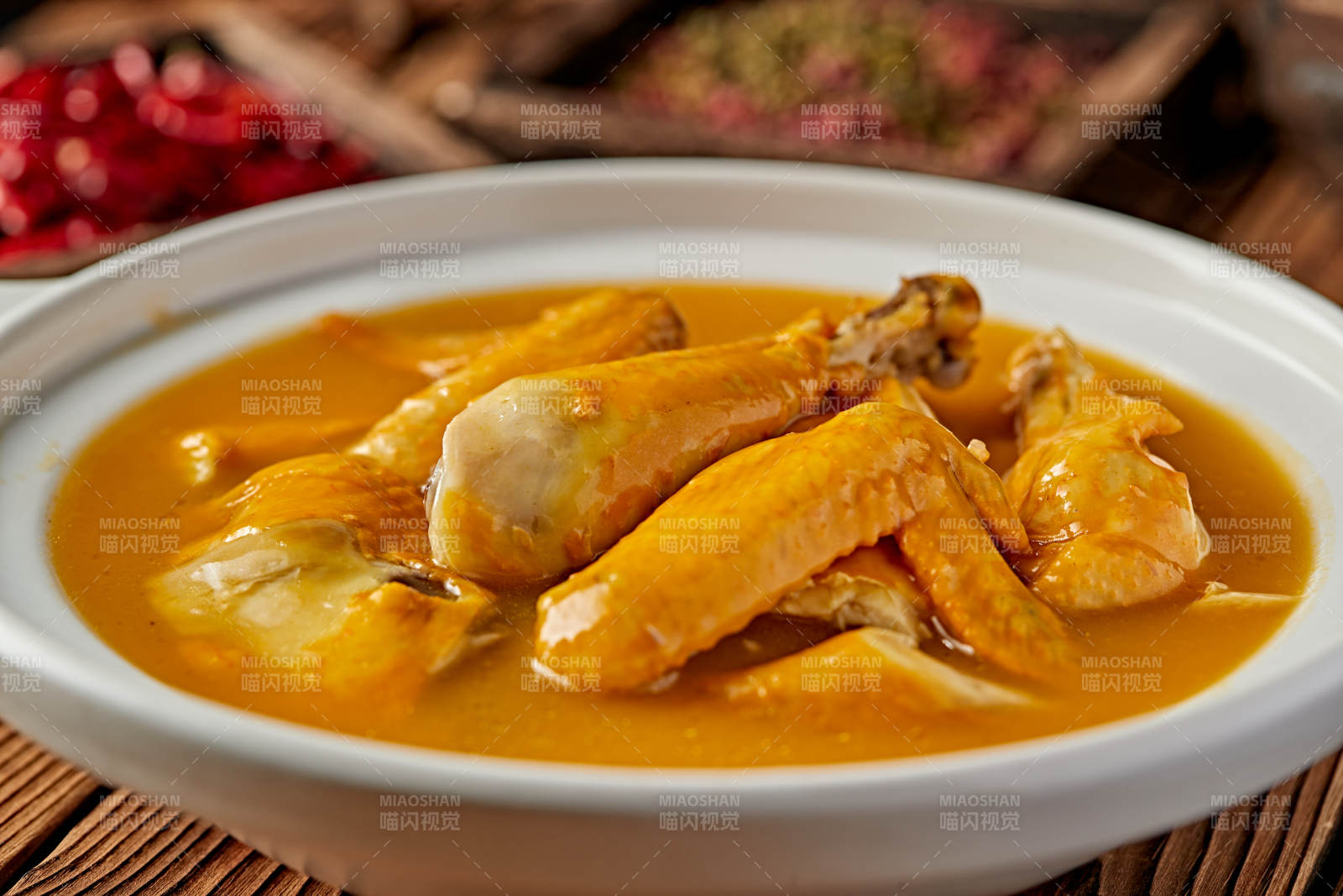 砂锅美味咖喱鸡图片