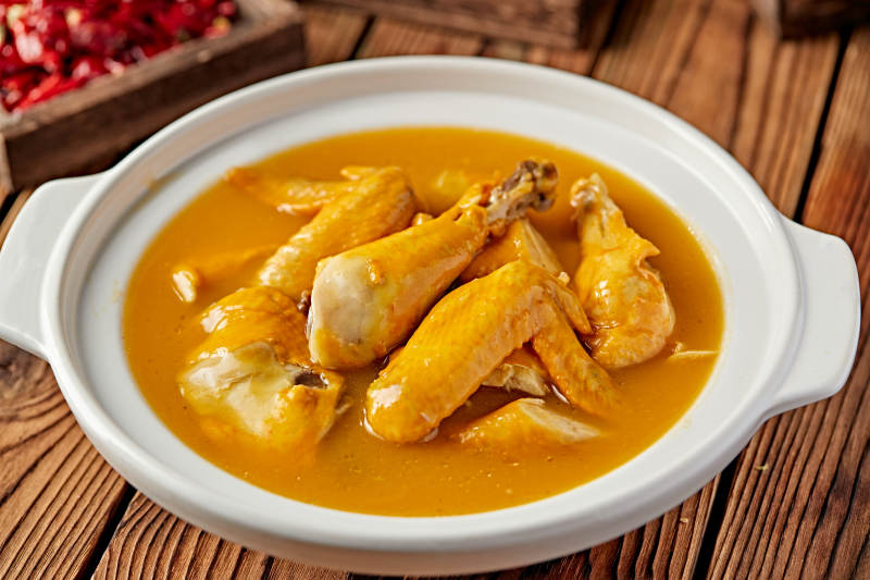 砂锅美味咖喱鸡图片