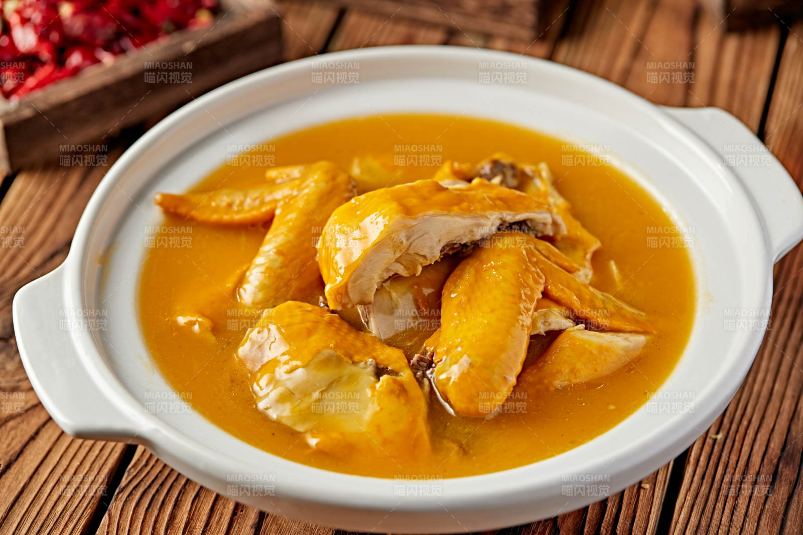 砂锅美味咖喱鸡图片