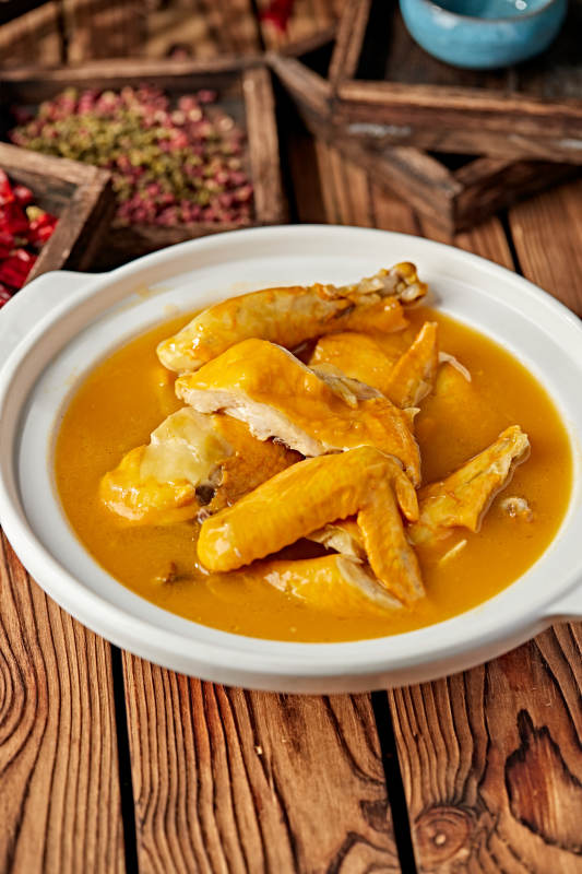 砂锅美味咖喱鸡图片