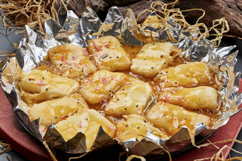 木托铁板蜜汁奶豆腐切片图片