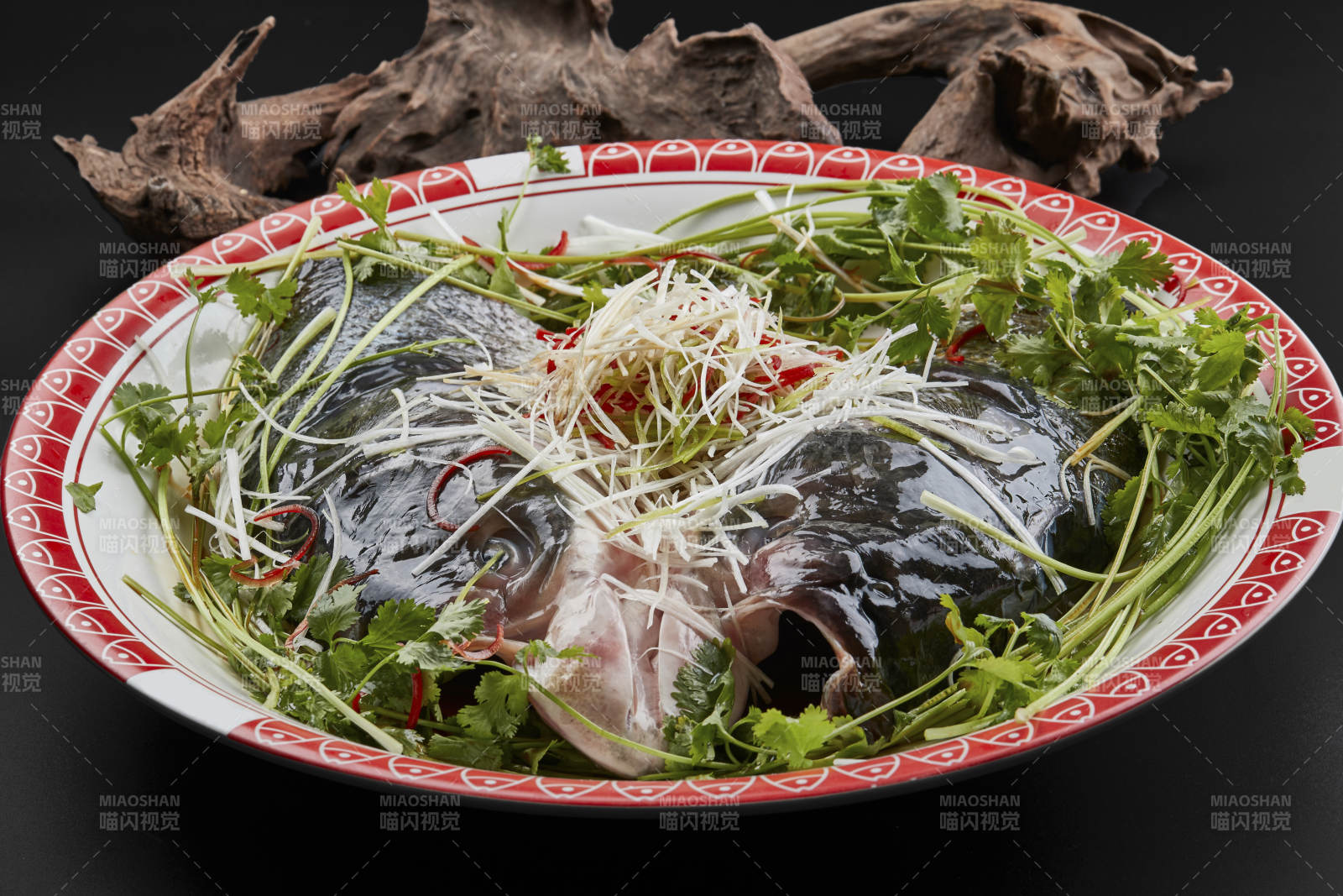 生鲜野生大鱼头图片