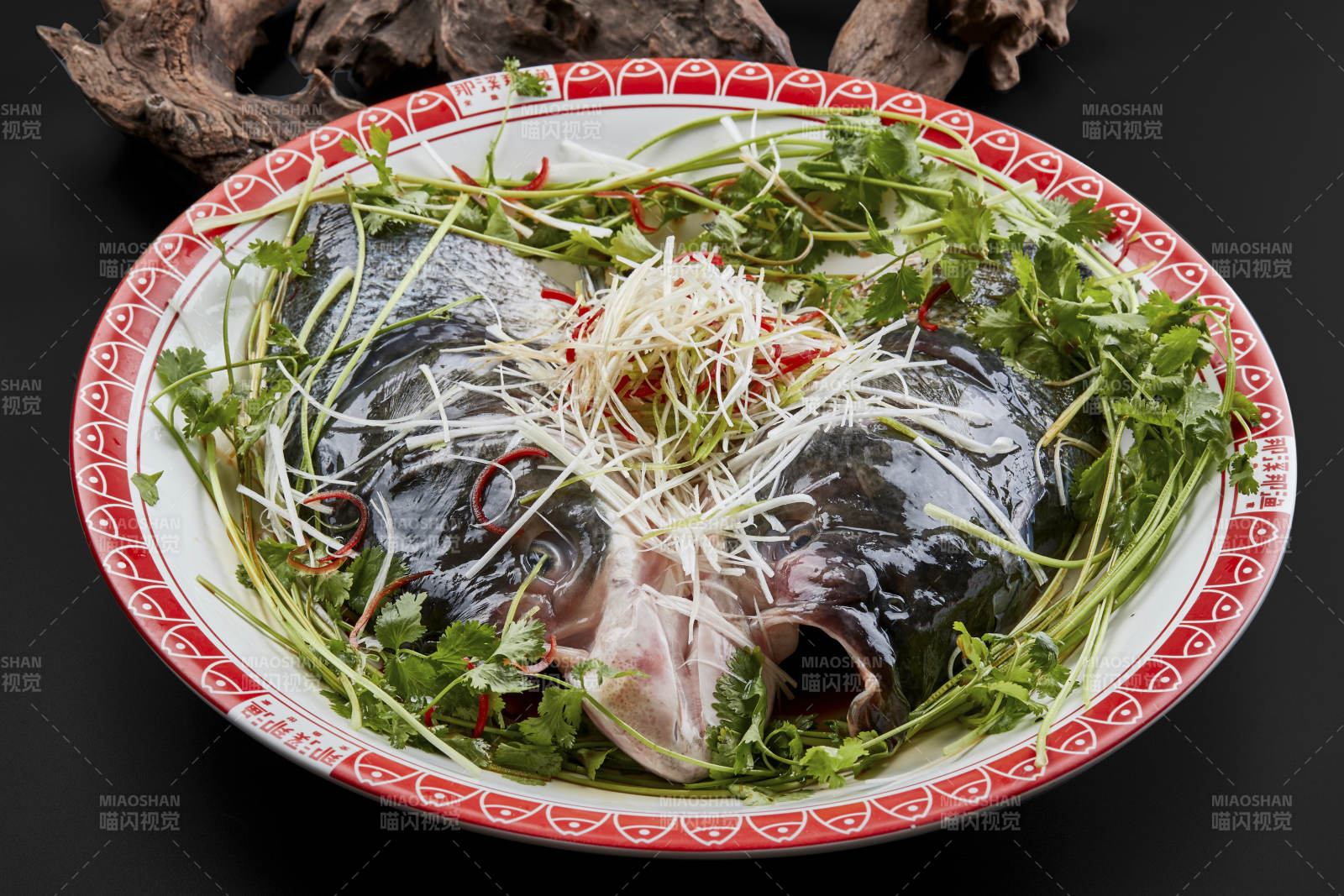 生鲜野生大鱼头图片