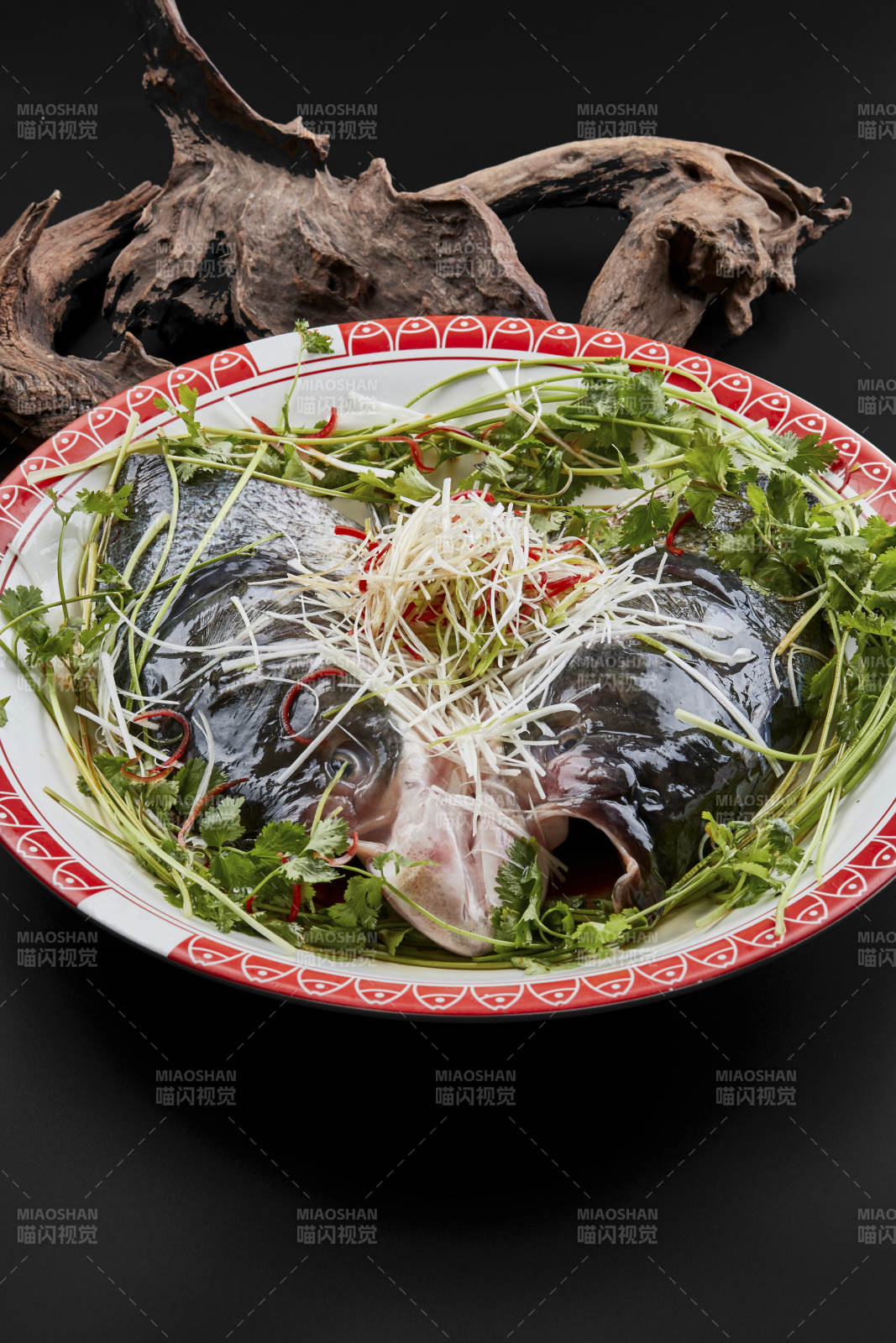 生鲜野生大鱼头图片