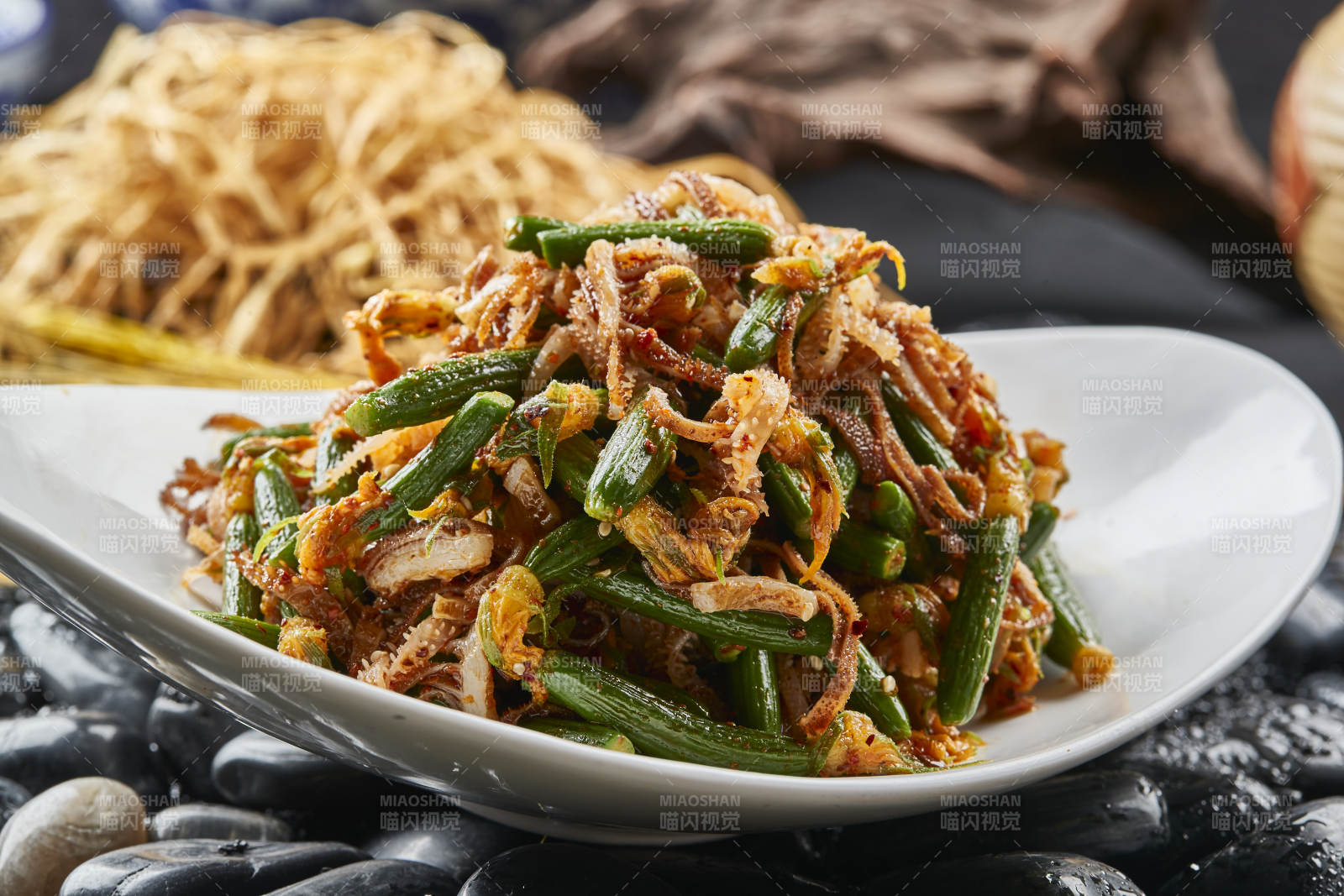 黄瓜仔凉拌麻辣猪肚丝图片