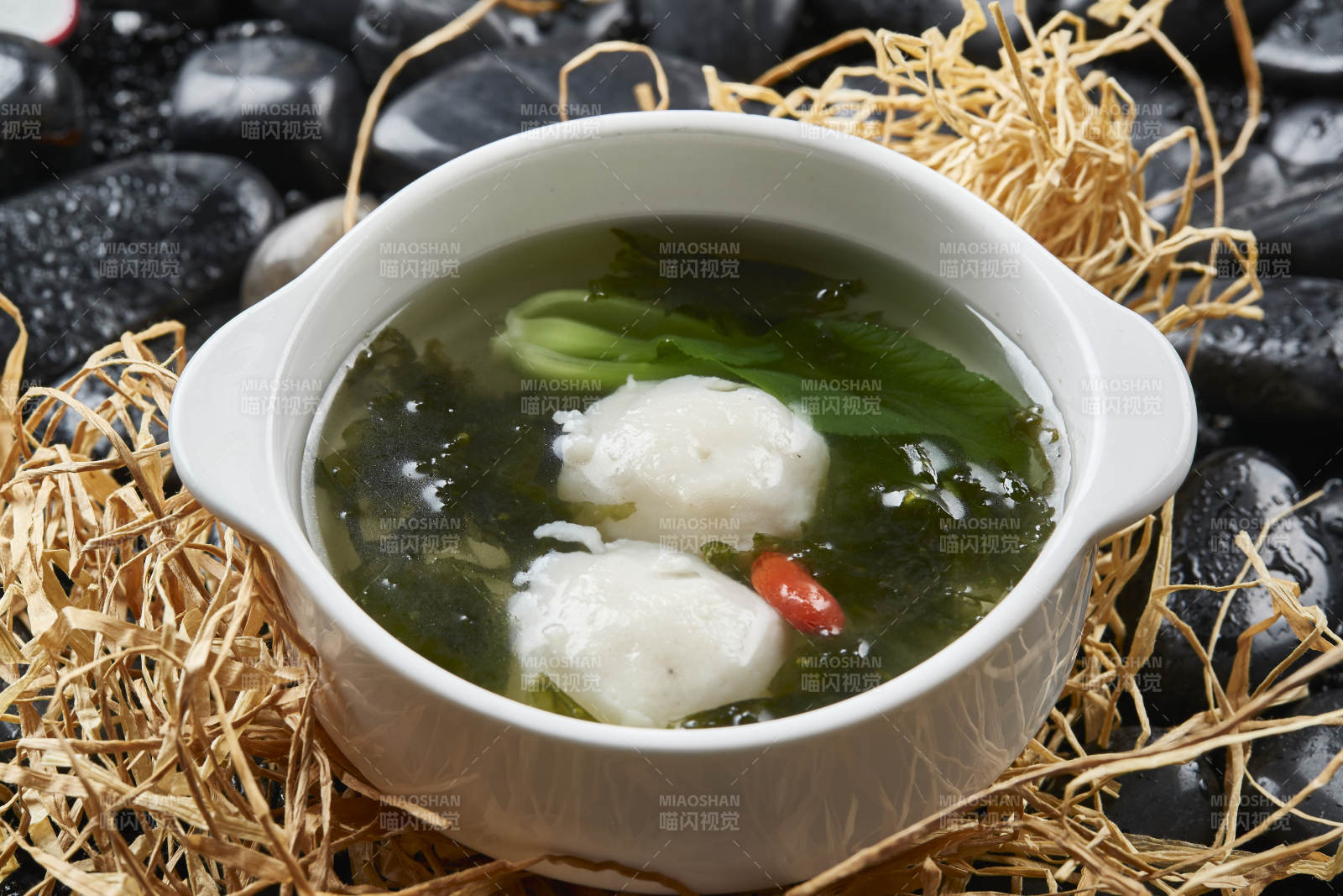 菜心海苔手打鱼丸滋补汤图片
