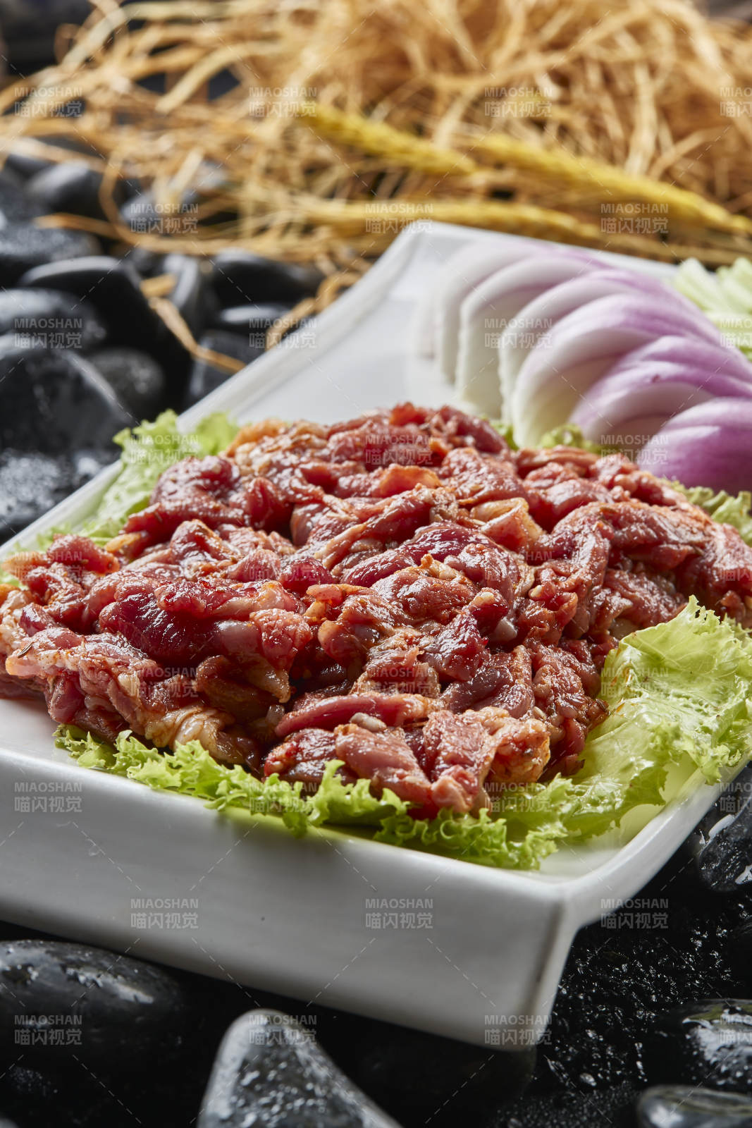 烤肉食材腌渍极品牛五花肉图片