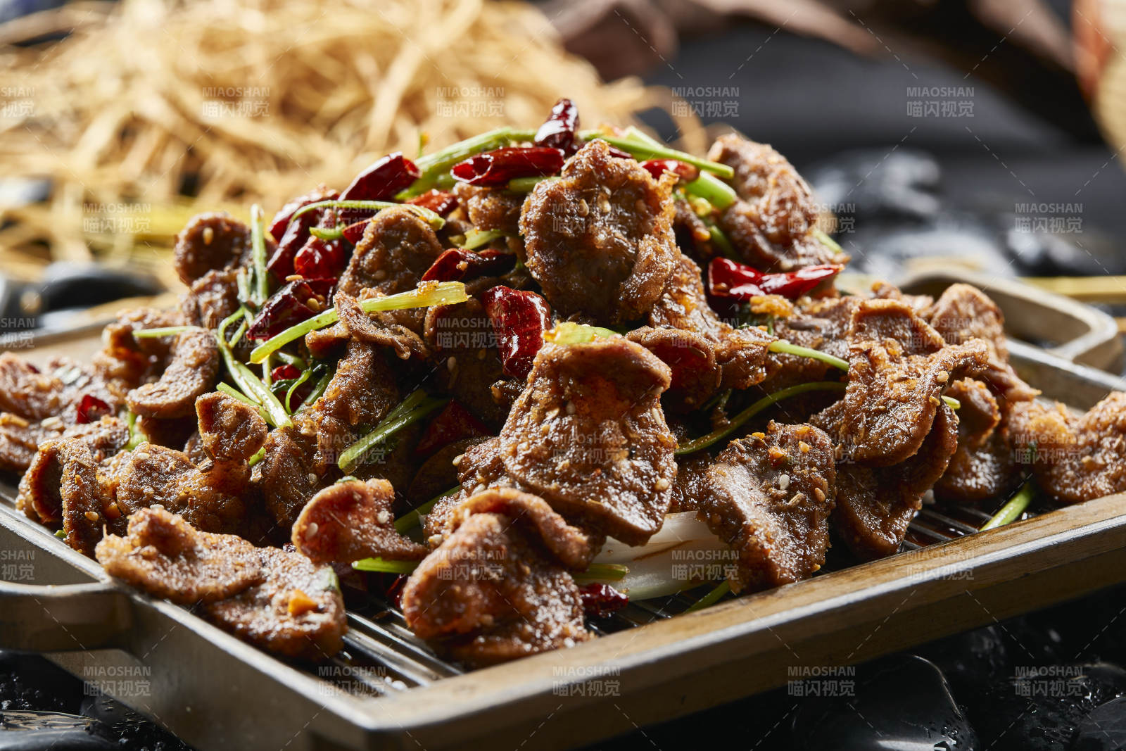 孜然辣椒铁板香煎小圆腰图片