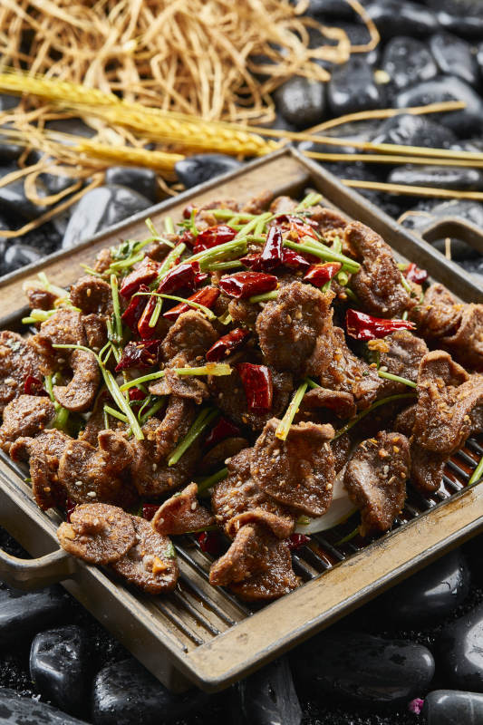 孜然辣椒铁板香煎小圆腰图片