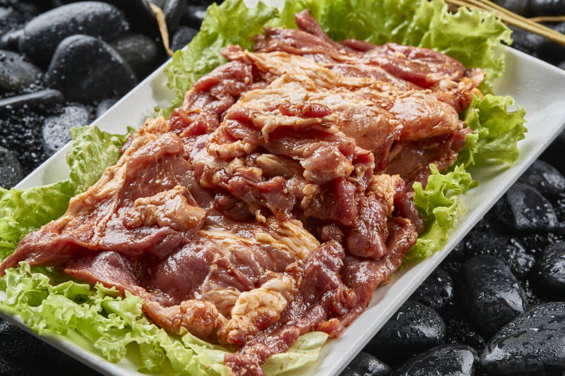 烤肉食材腌渍极品牛五花肉图片