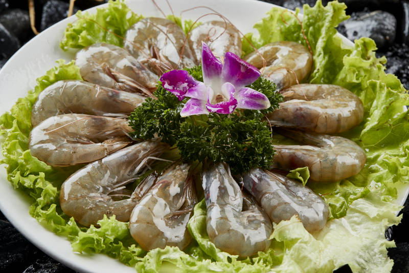 烤肉食材新鲜大虾图片