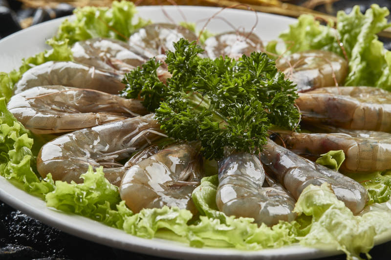 烤肉食材新鲜大虾图片