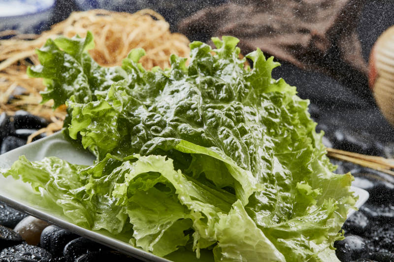 涮烤食材生菜叶图片