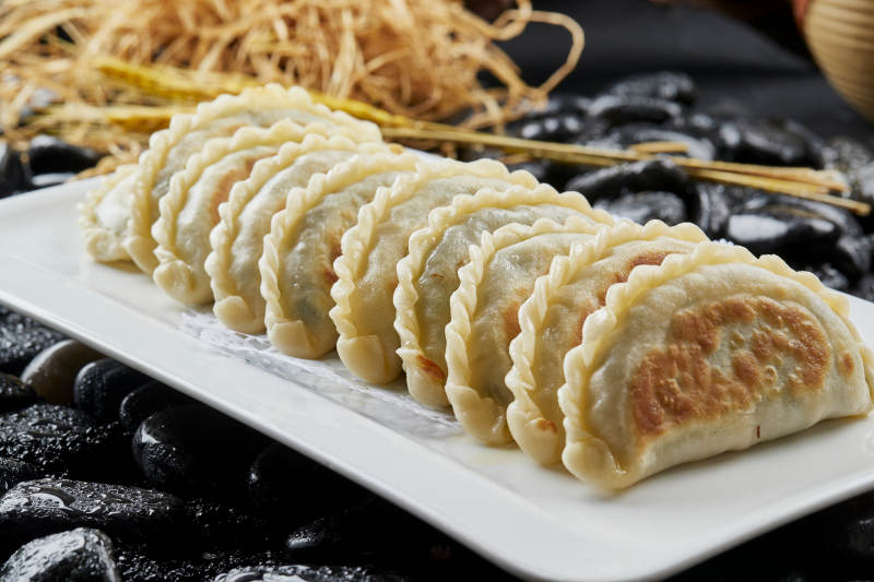 面点主食香煎韭菜鸡蛋馅素盒子图片