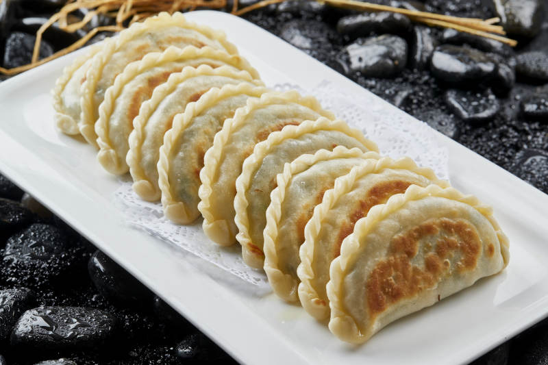 面点主食香煎韭菜鸡蛋馅素盒子图片