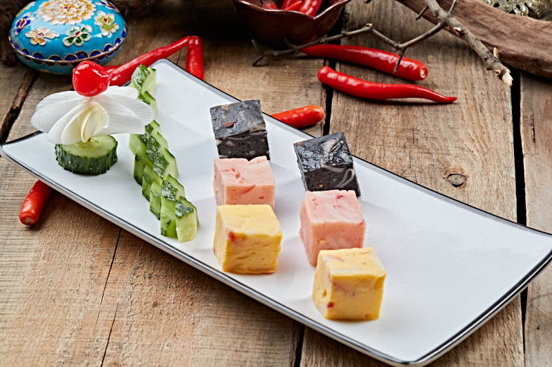 火锅食材三色鱼豆腐图片