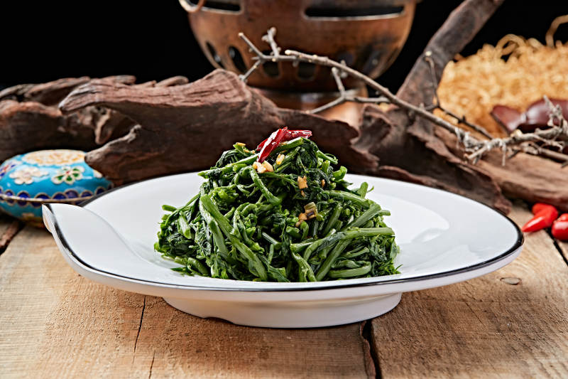 美味凉拌蕨菜图片