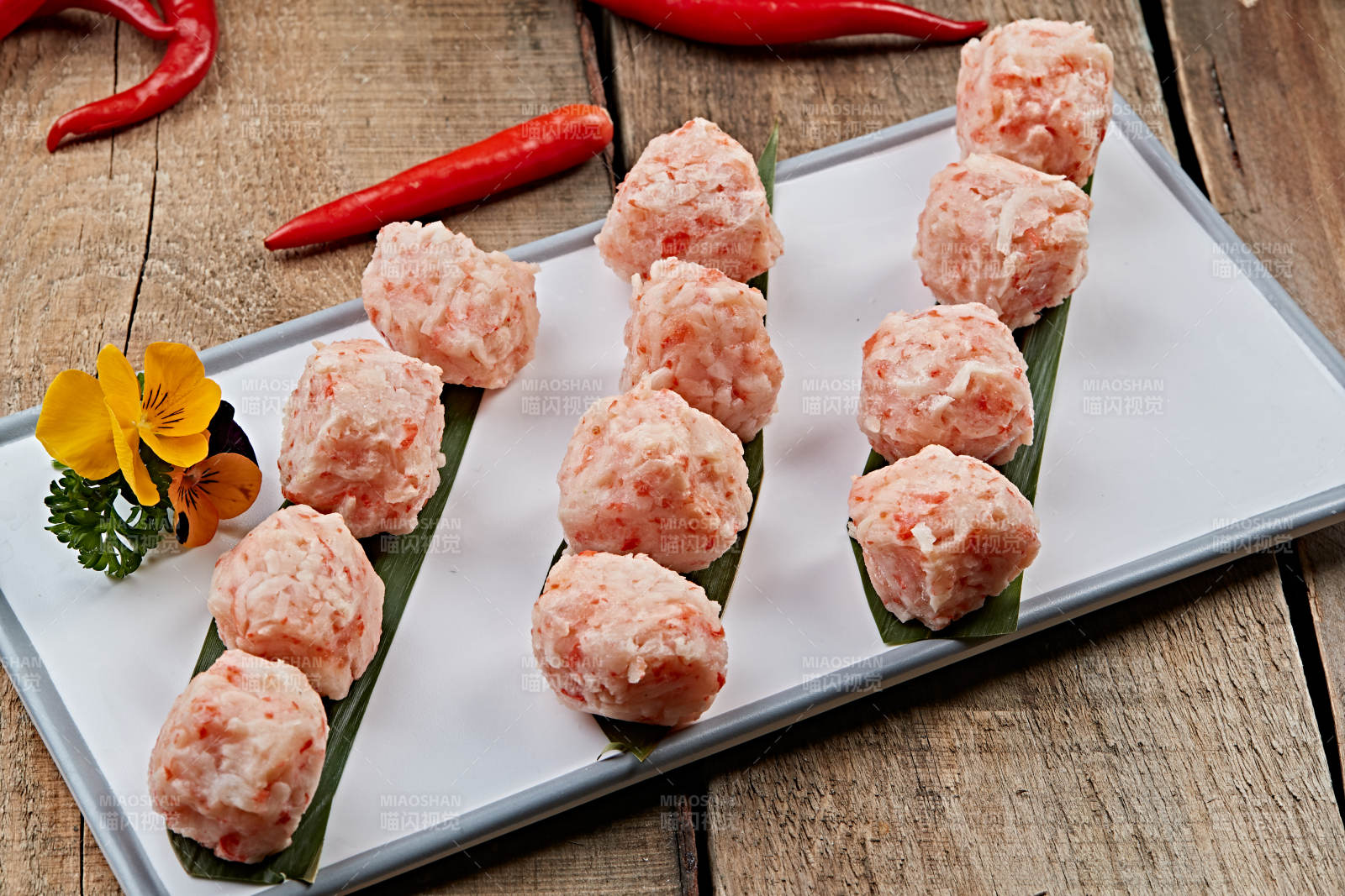 火锅涮品食材龙虾丸图片