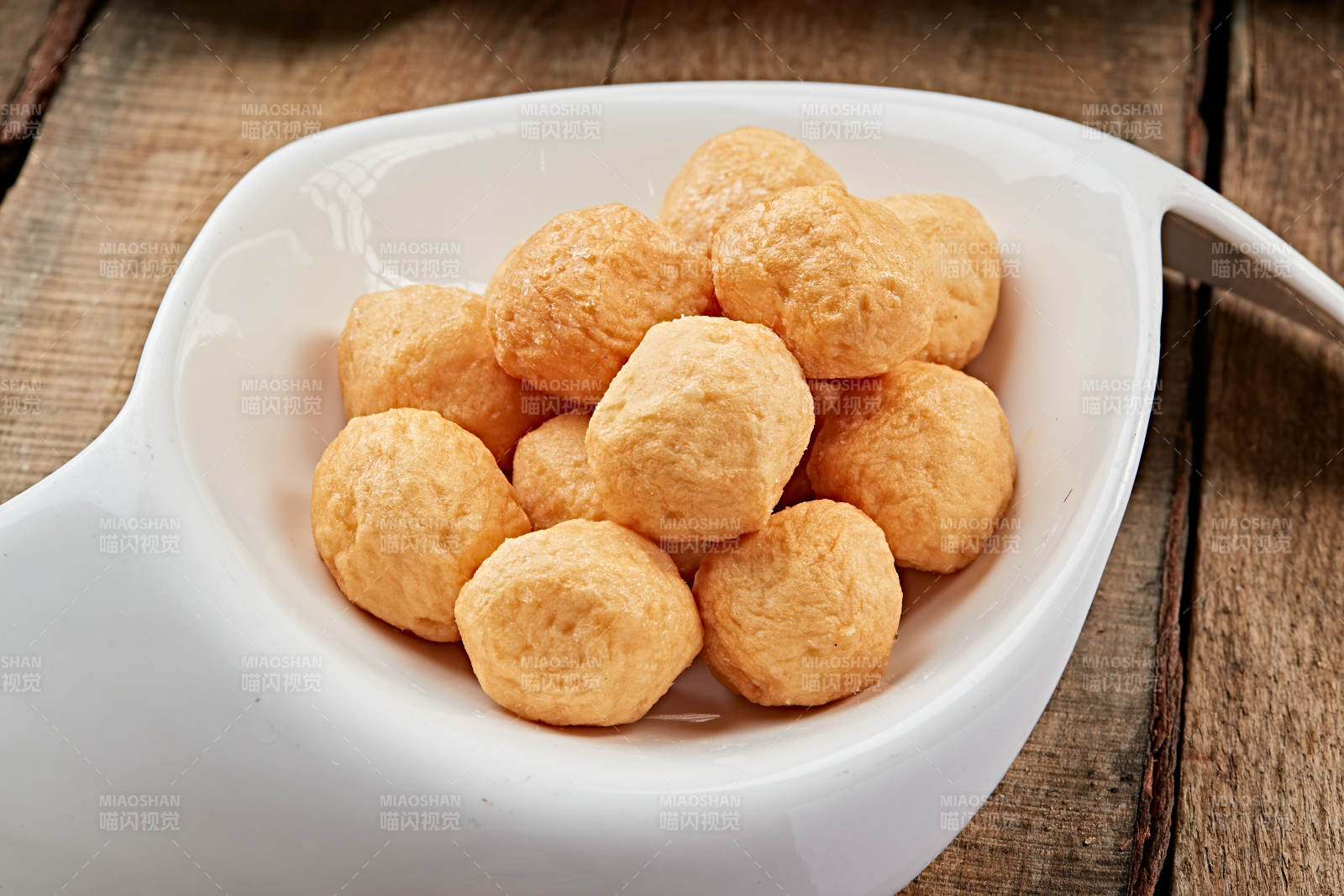 黄金墨鱼丸图片