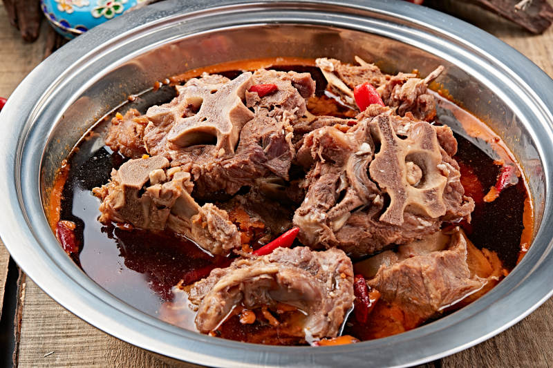 美味香辣锅仔羊蝎子图片