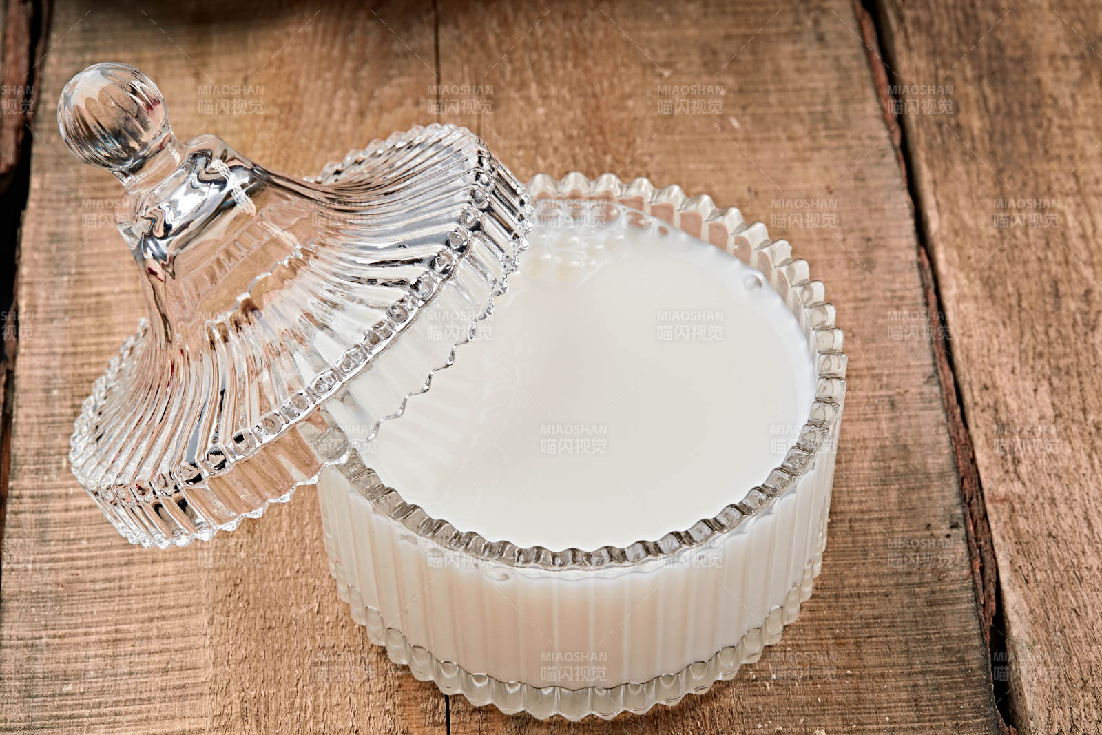 自制美味草原风味的多口味纯醸老酸奶图片