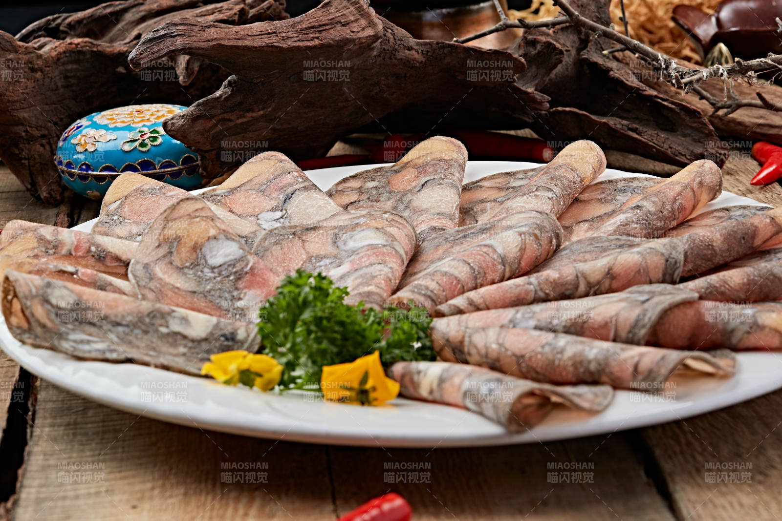 火锅食材乌鸡肉片图片