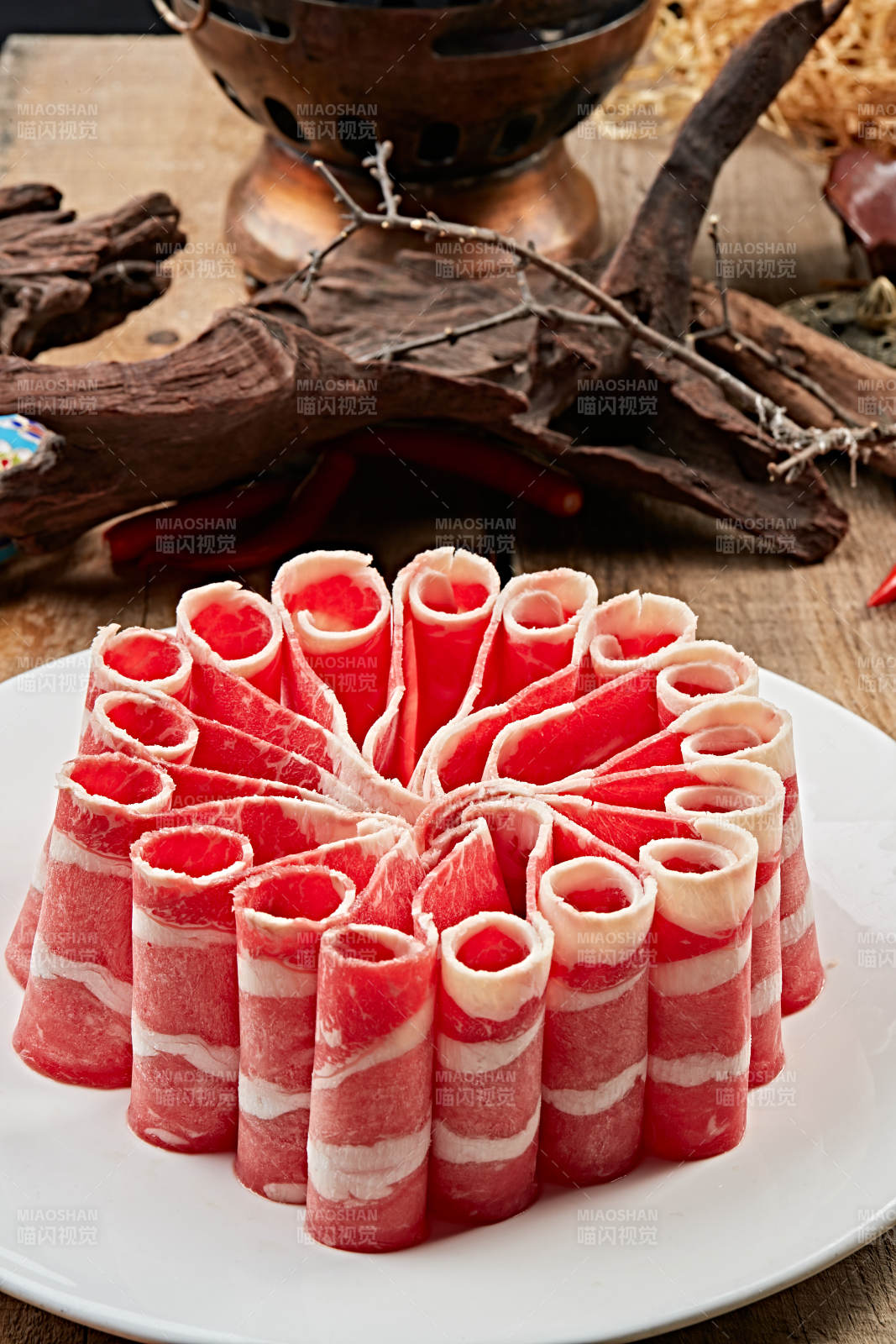 草原肥羊肉卷图片