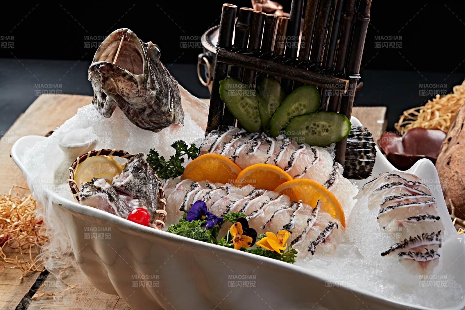 火锅食材乌鸡卷切片图片