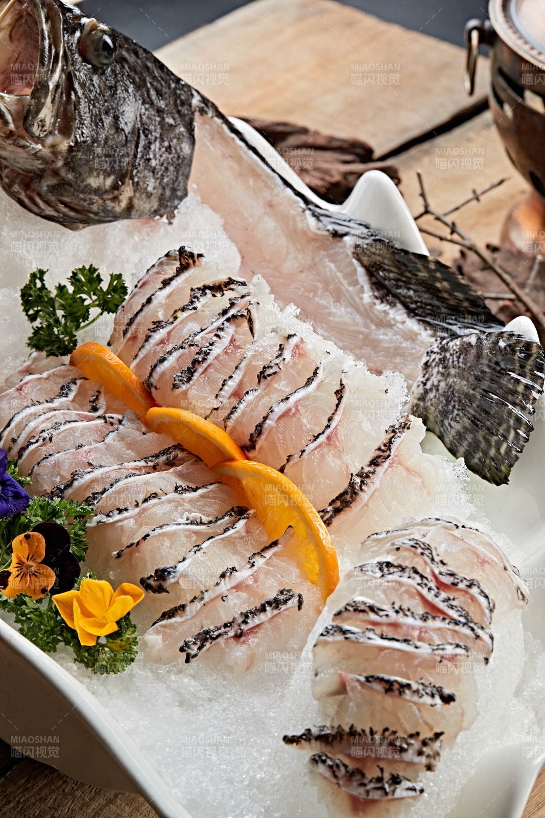 火锅食材乌鸡卷切片图片