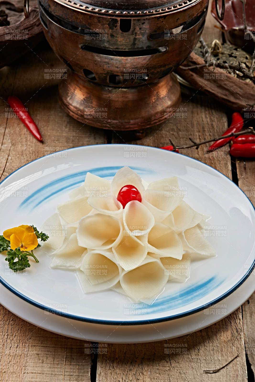 火锅食材新鲜冬笋片图片