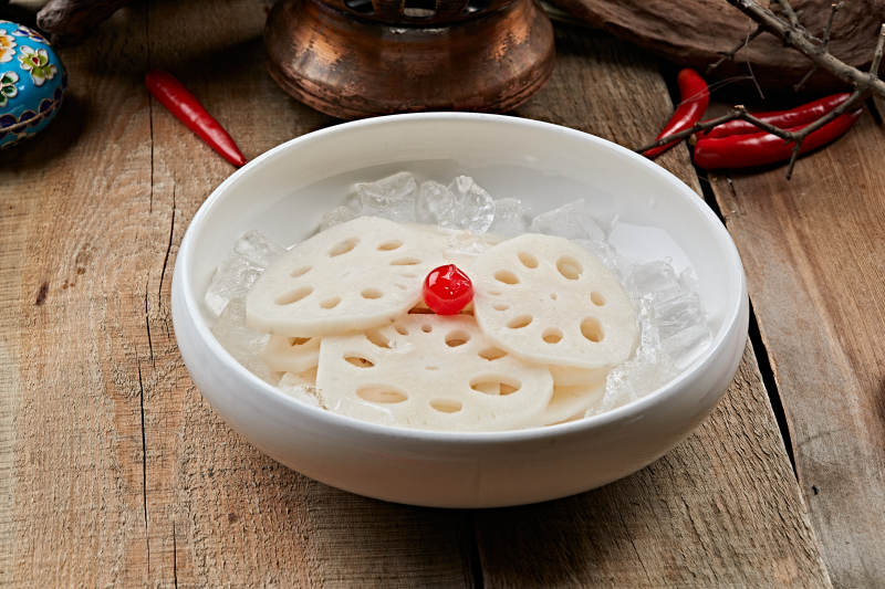 火锅食材冰镇鲜藕片图片