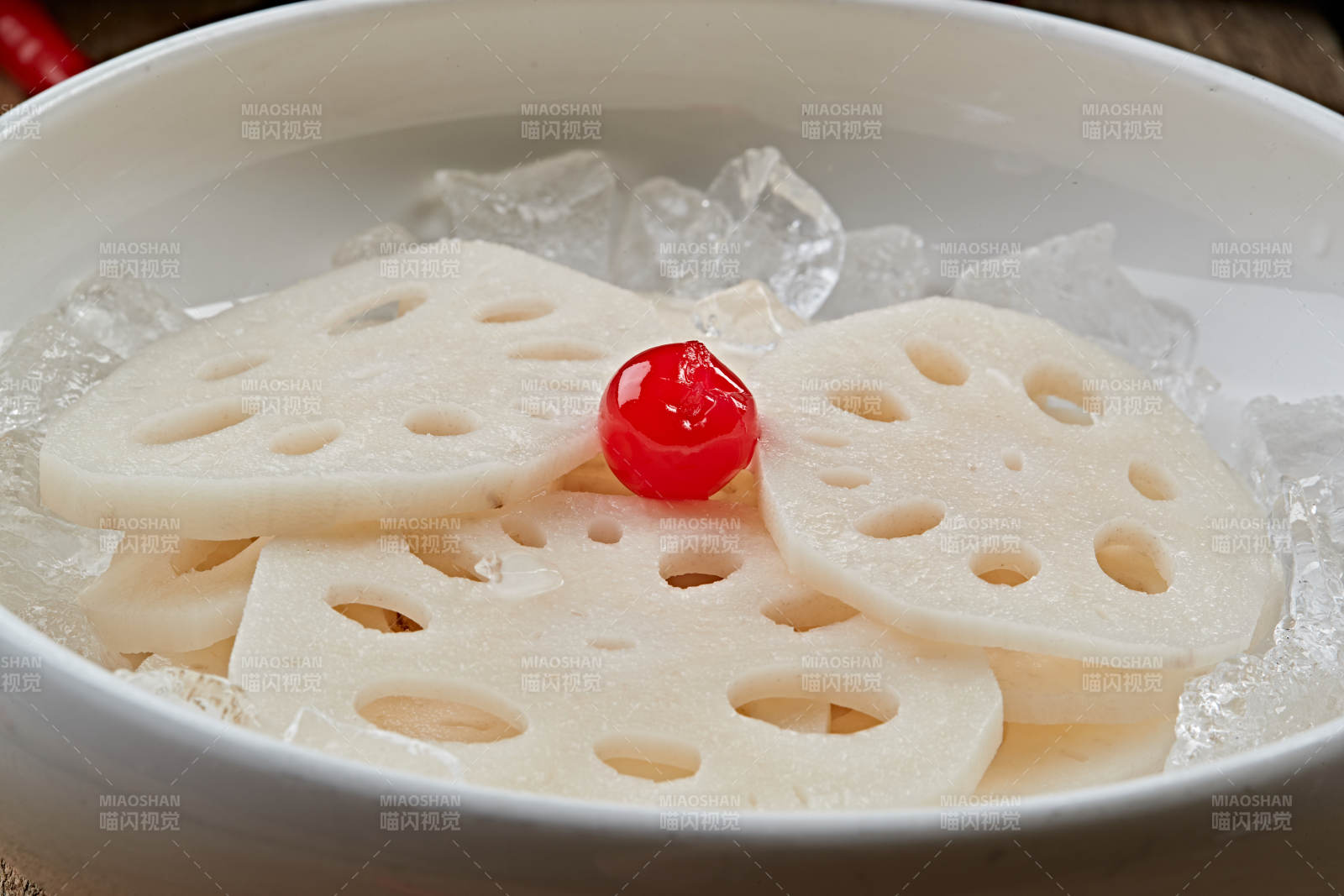 火锅食材冰镇鲜藕片图片
