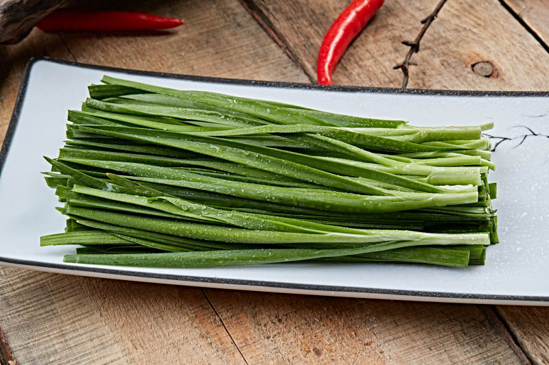 火锅涮肉食材鲜韭菜图片