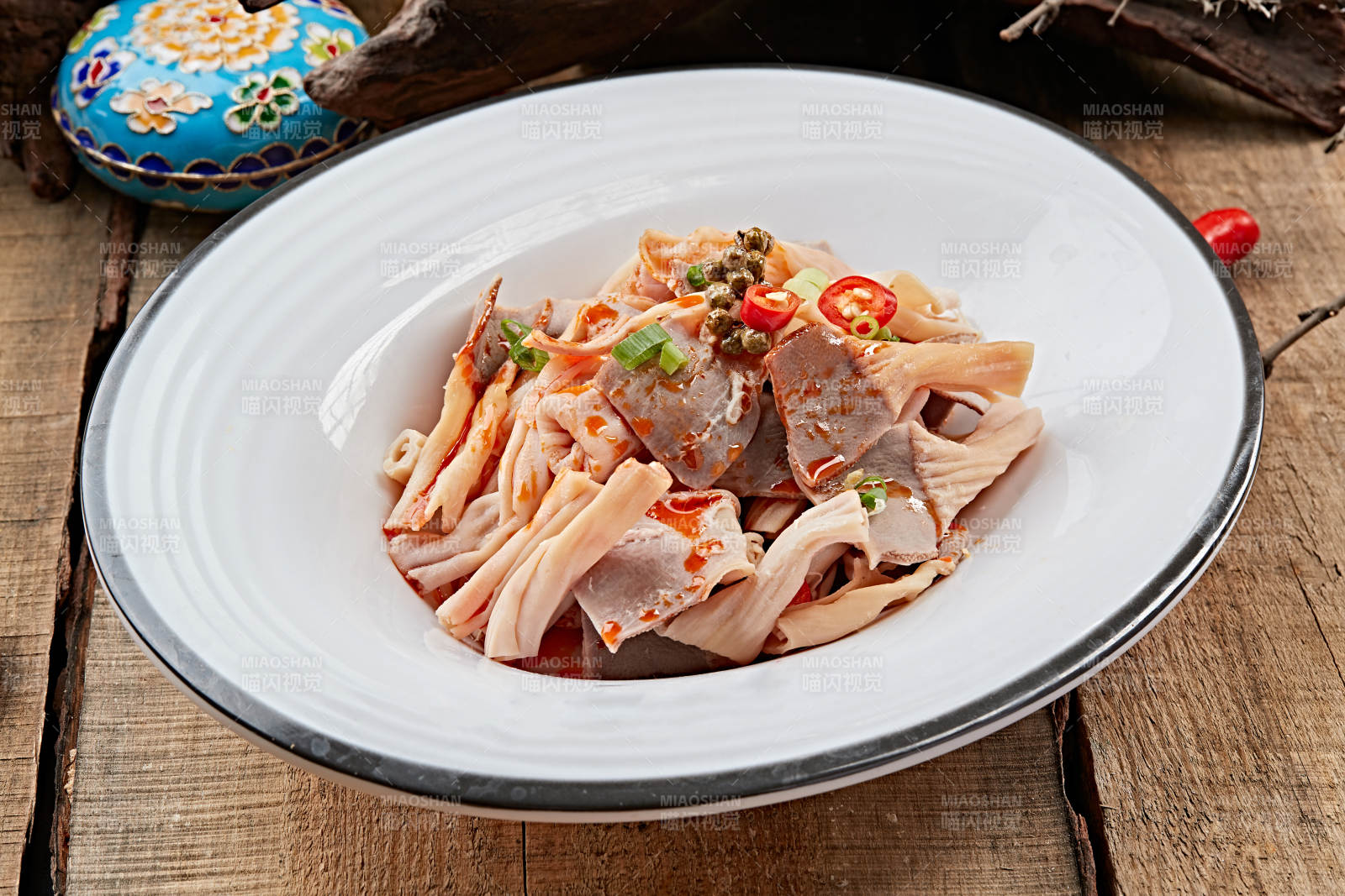 椒麻鸭板肠图片