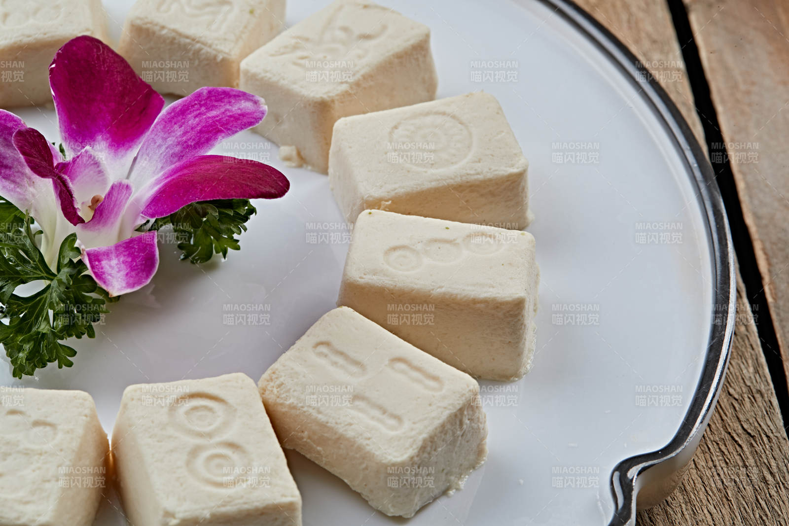 火锅食材麻将样式豆腐干图片