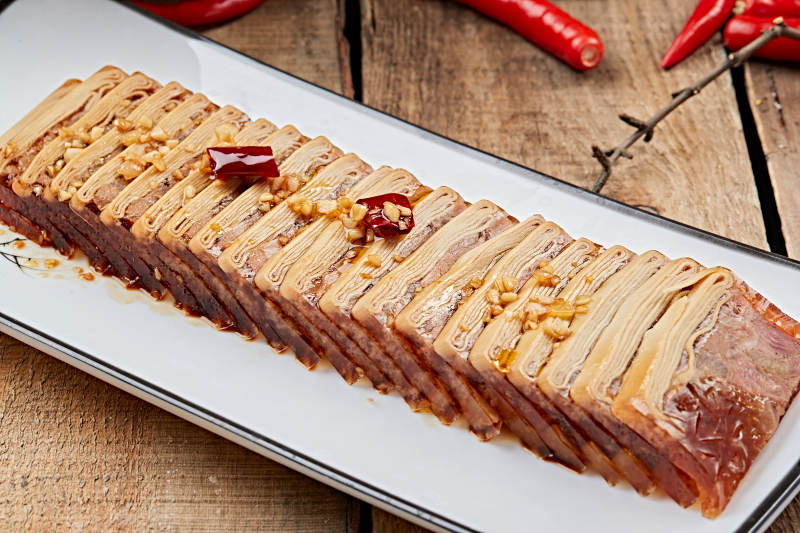 豆皮肘花猪皮冻图片