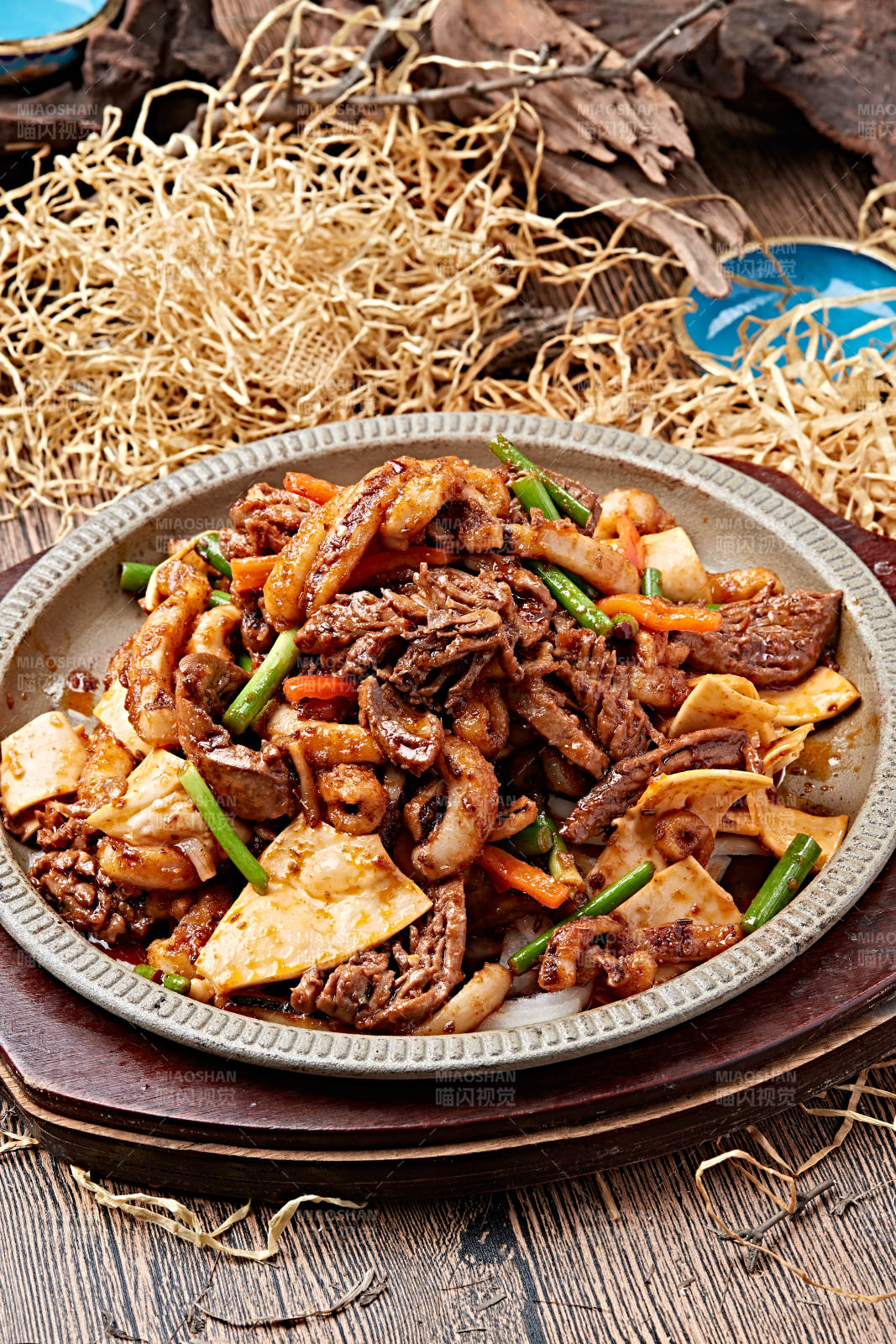 铁板酱爆鱿鱼腰花黄喉图片