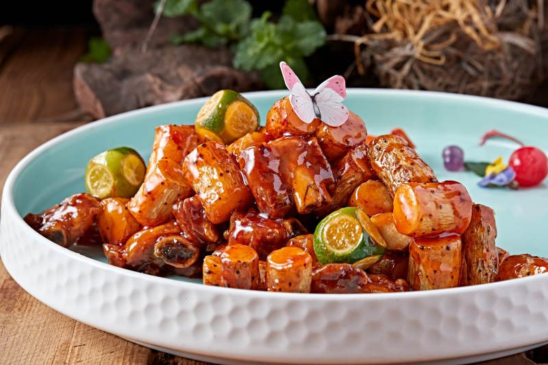 糖醋炒铁棍山药猪小排图片