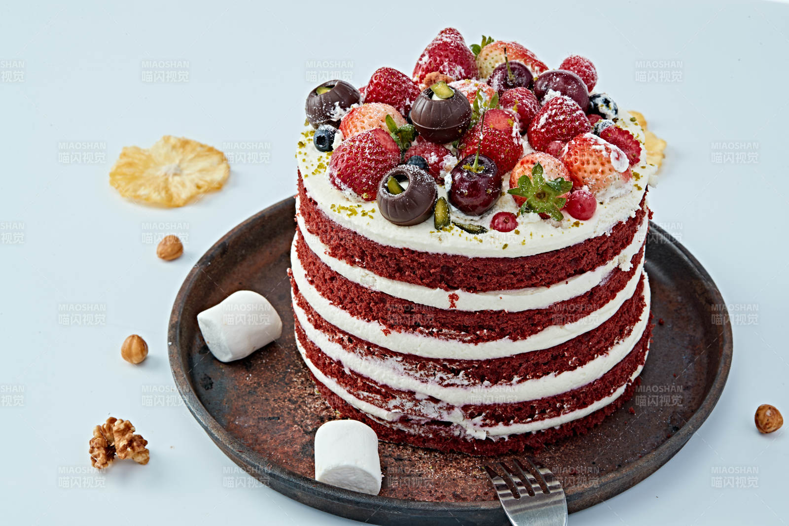 奶油抹茶鲜水果蔓越莓馅料多层蛋糕图片