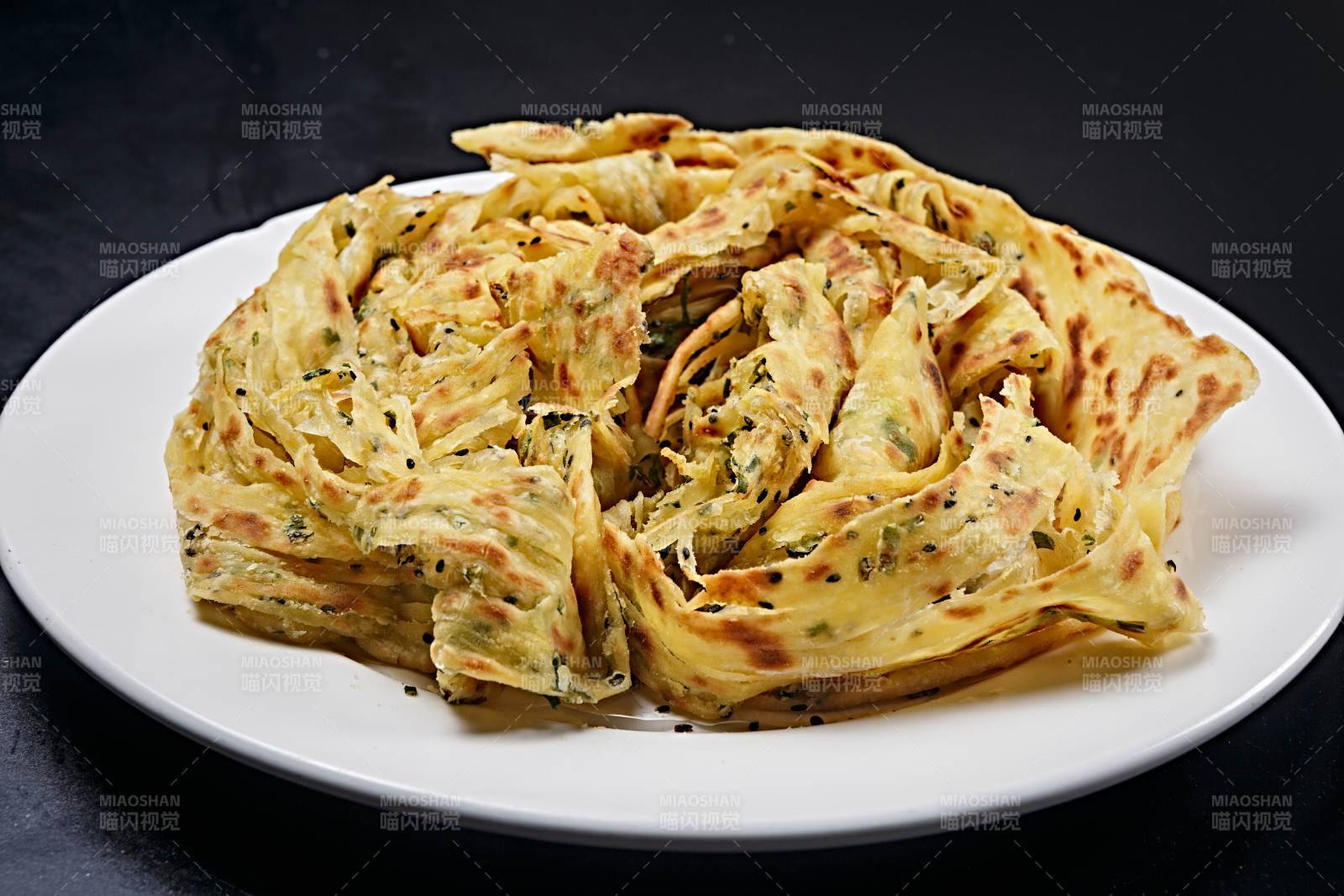 传统美食葱油饼图片