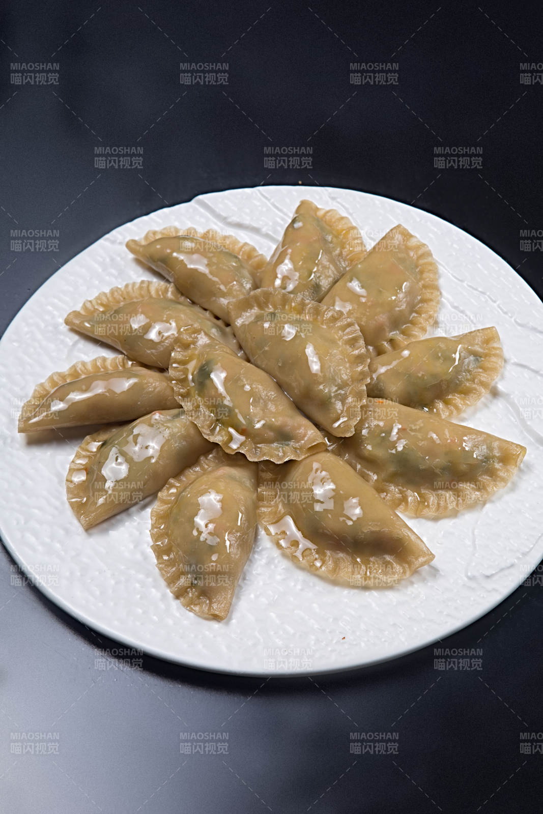 锅巴莜面蒸饺图片