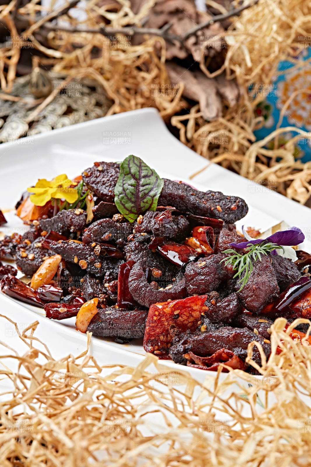 干炸酒鬼和牛粒图片