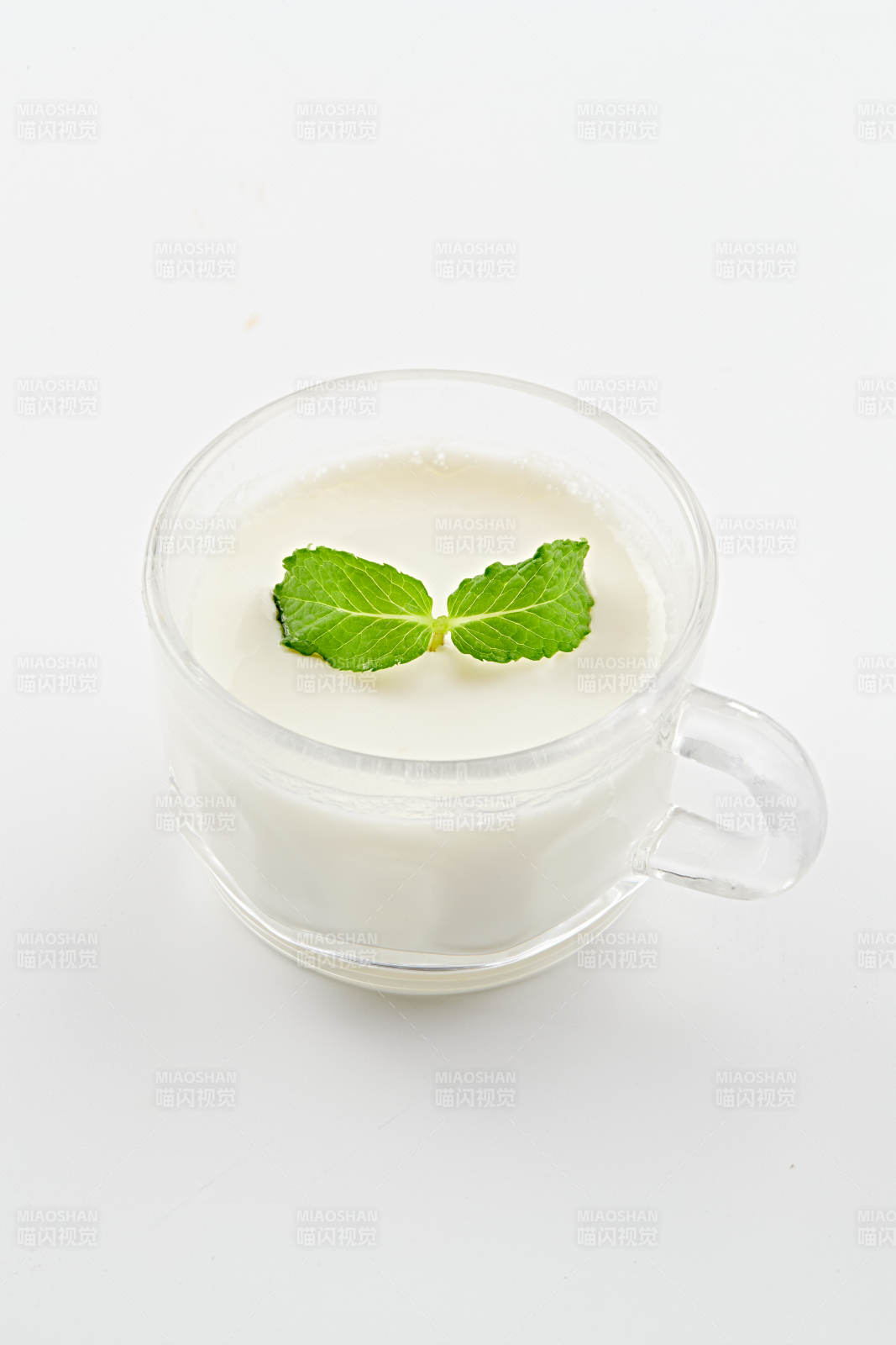 自制美味草原风味的多口味纯醸老酸奶图片