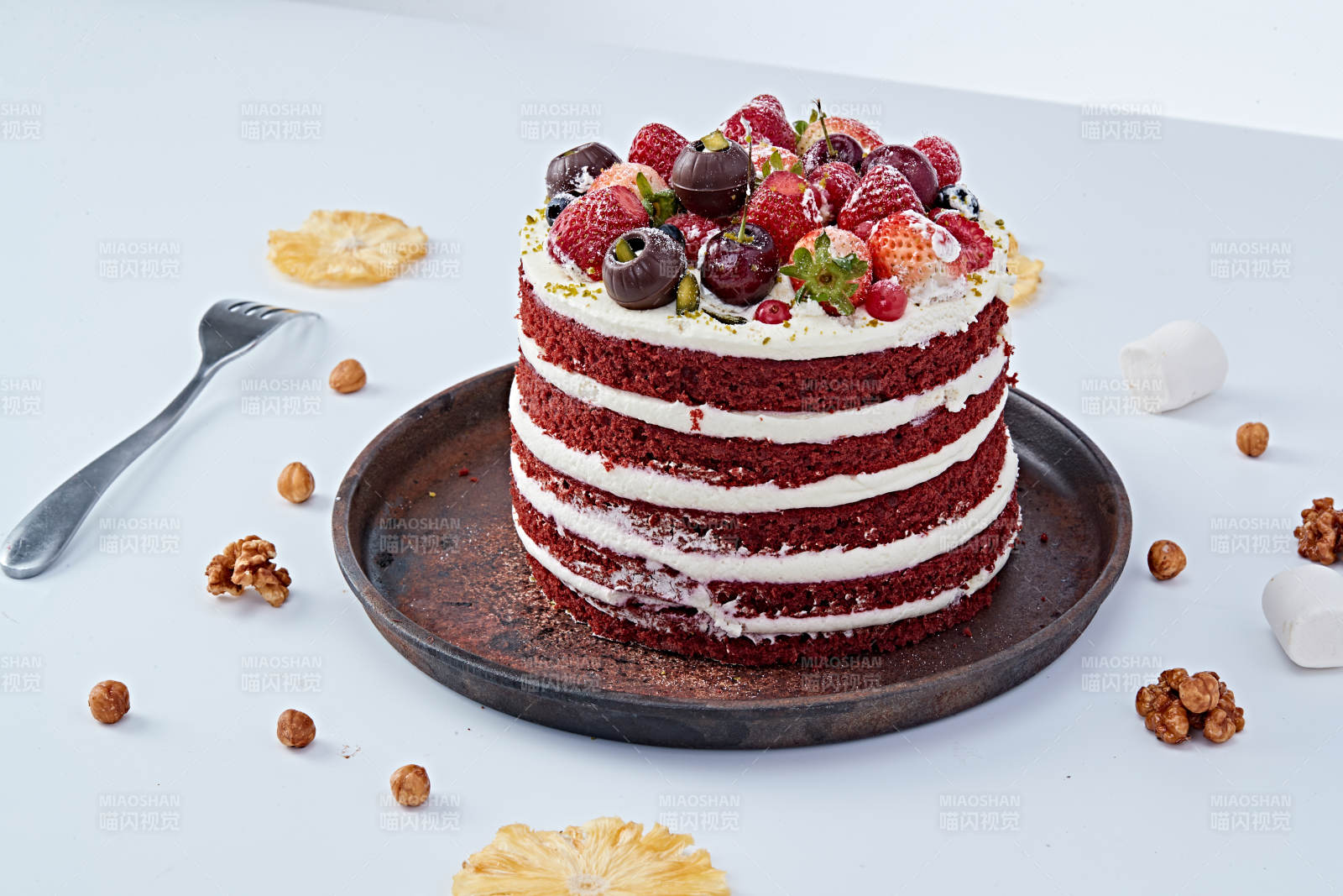 奶油抹茶鲜水果蔓越莓馅料多层蛋糕图片